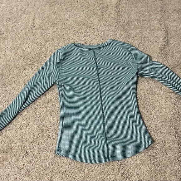 American Eagle stripped long sleeve shirt Sz Small. - Picture 5 of 6